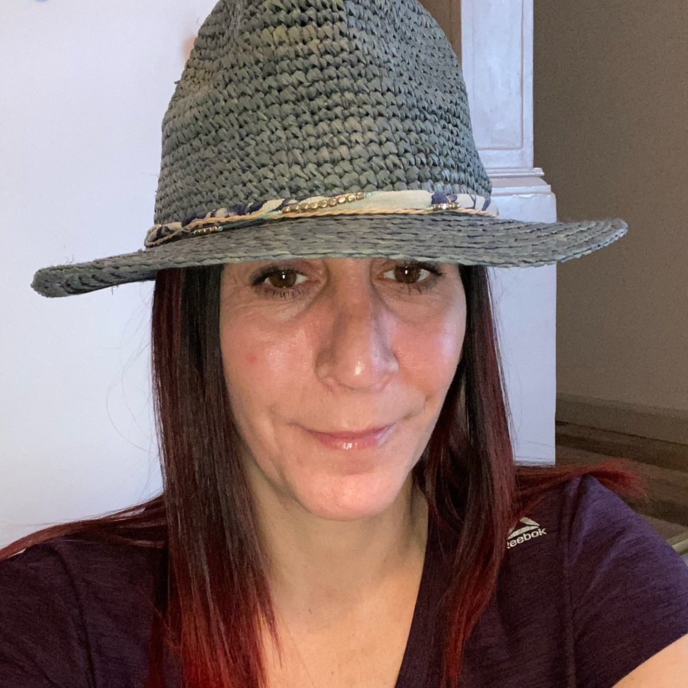 Stylish summer hat - Picture 4 of 4